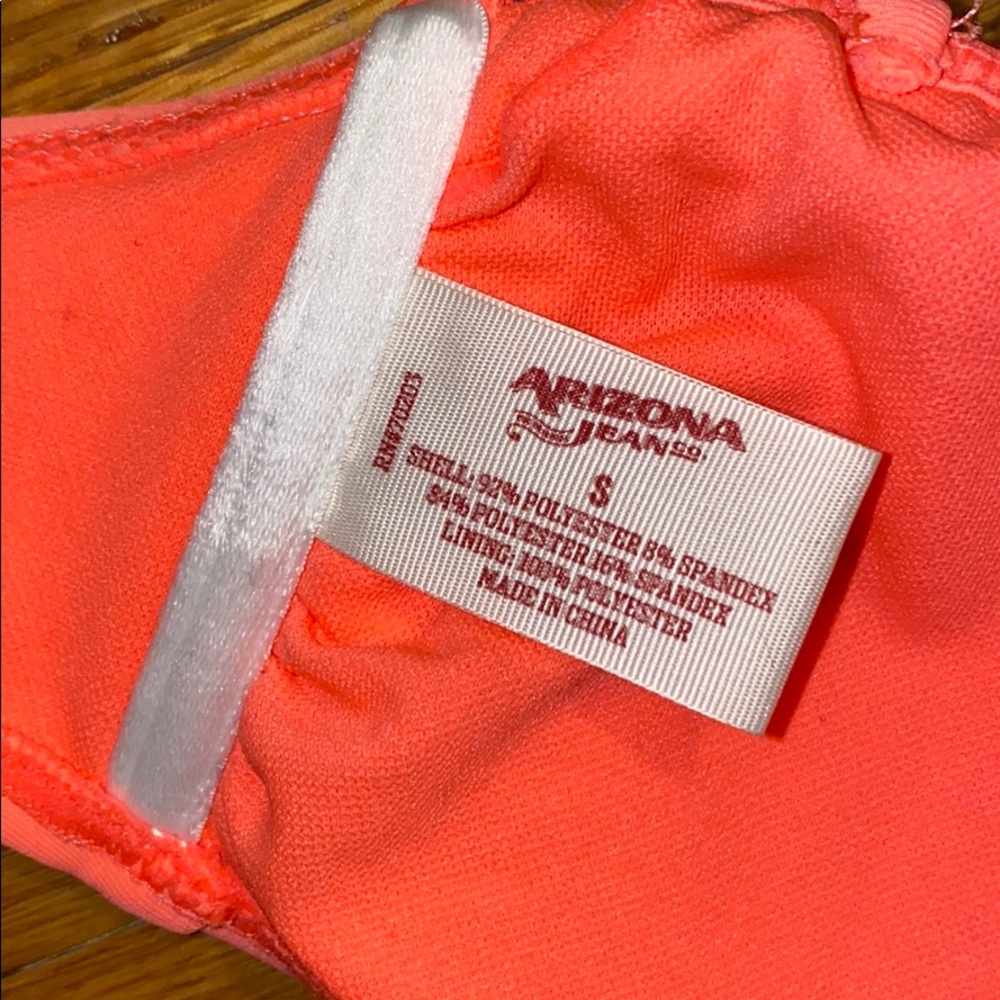 Coral bikini top - Picture 7 of 7